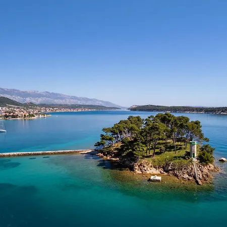 Feriehus House Dragan D