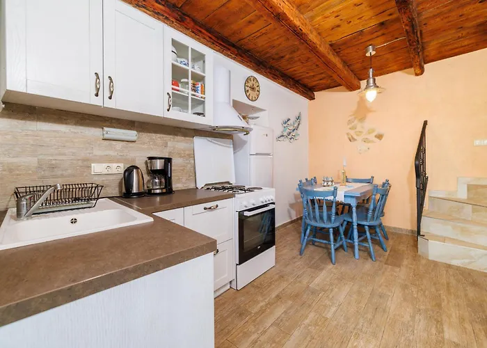 House Dragan D * Banjol